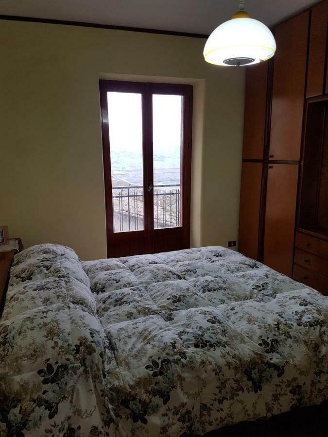 La Nicchia Di Gangi Apartman Kültér fotó