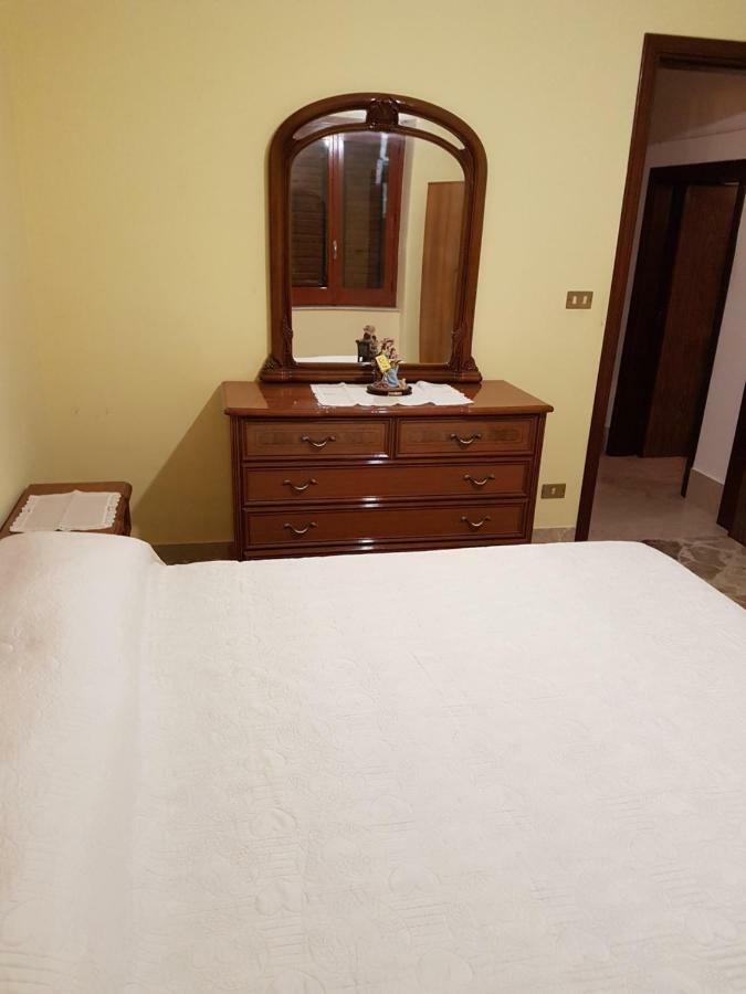 La Nicchia Di Gangi Apartman Kültér fotó